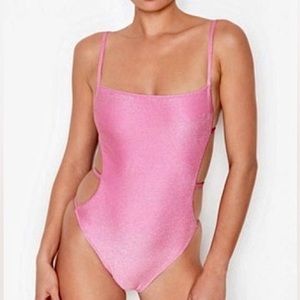 NWT👙Victoria Secret 👙One piece